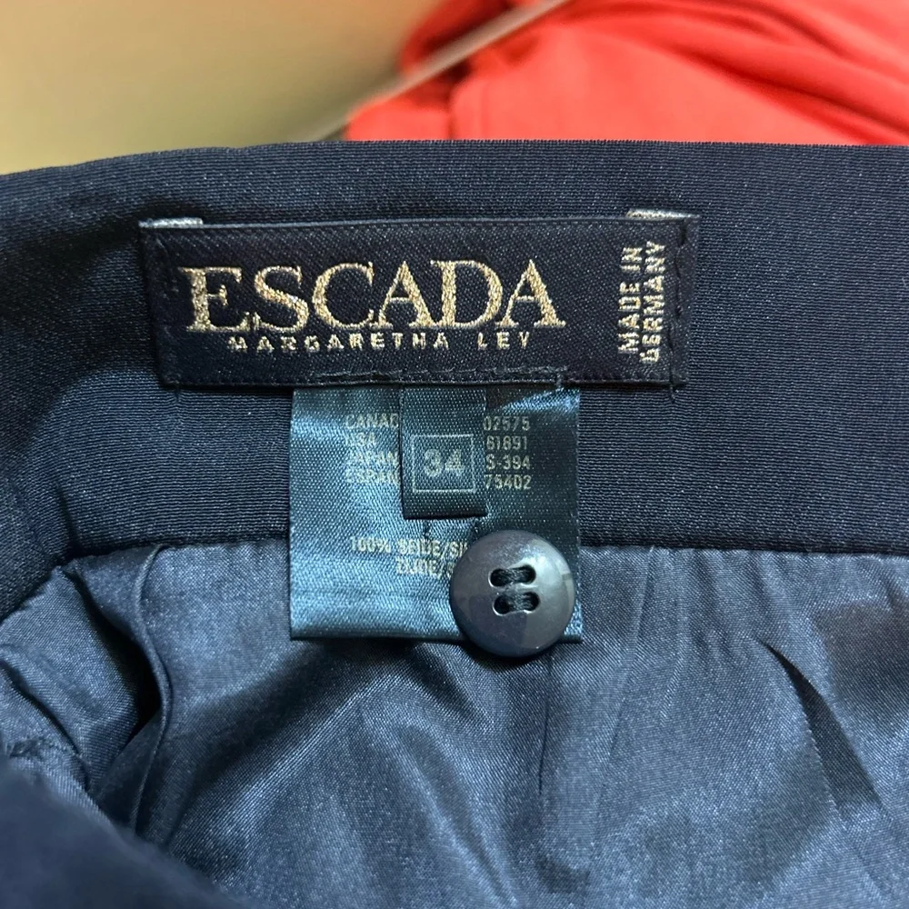VINTAGE ESCADA SKIRT - Picture 4 of 5
